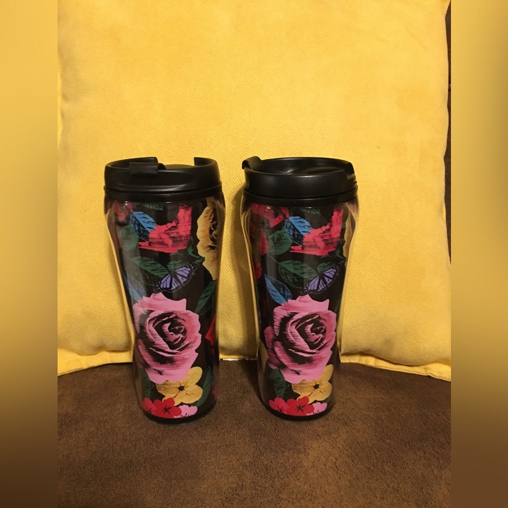 2 for $15 NWT Vera Bradley Mugs. Packed separately.